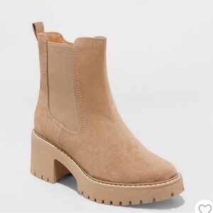 Chelsea Boots
